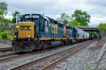 CSX 6243 leads L012 out of the siding at Palmer 